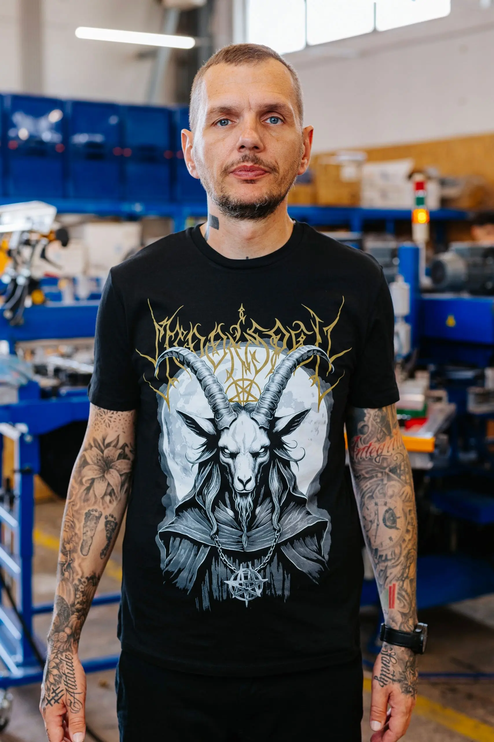 Moonspell Black Metal Band T-Shirt mit okkultem Ziegen-Design und umgekehrtem Pentagramm